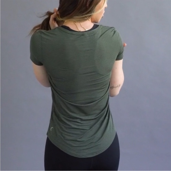 Zyia Pine Green Wanderer Short Sleeve T Short Sz M - Picture 3 of 7